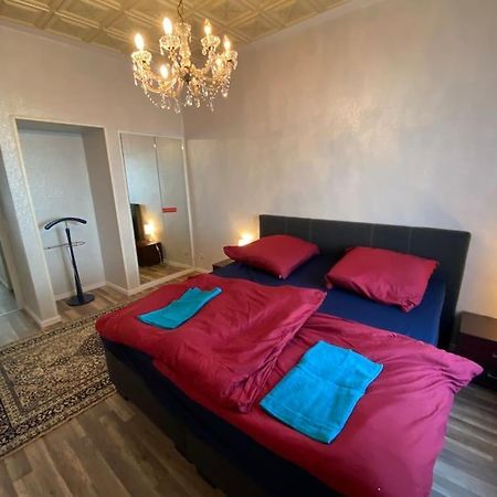 Studio 50 Qm Zentral In Domnaehe โคโลญ ภายนอก รูปภาพ